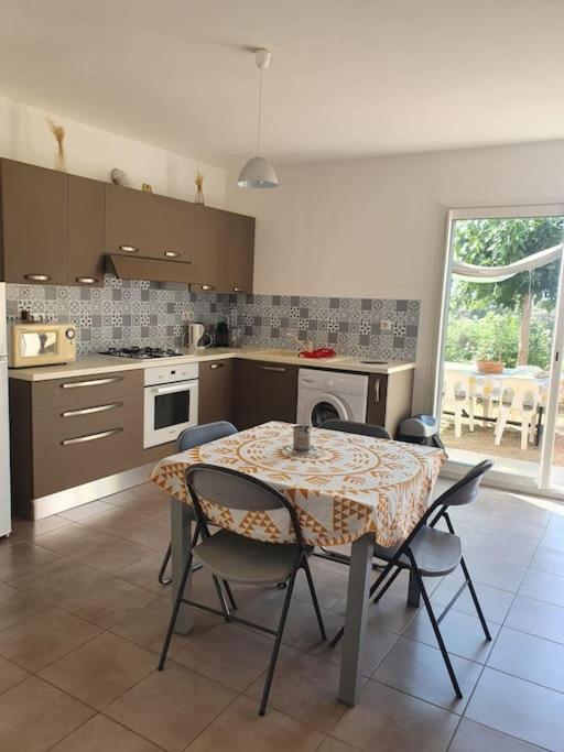 Studio Mitoyen A La Campagne Vue Sur La Mer Cargese Exterior photo